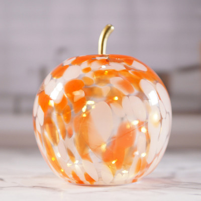 Lampe LED "pomme" tachetée...